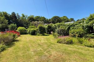 Southerly Gardens - click for photo gallery